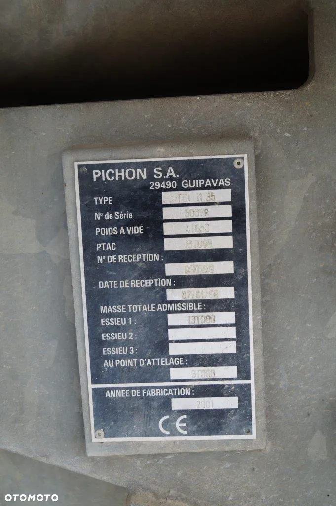 Pichon Wóz Asenizacyjny TCI 11350 L z ramieniem do pompowania - 19