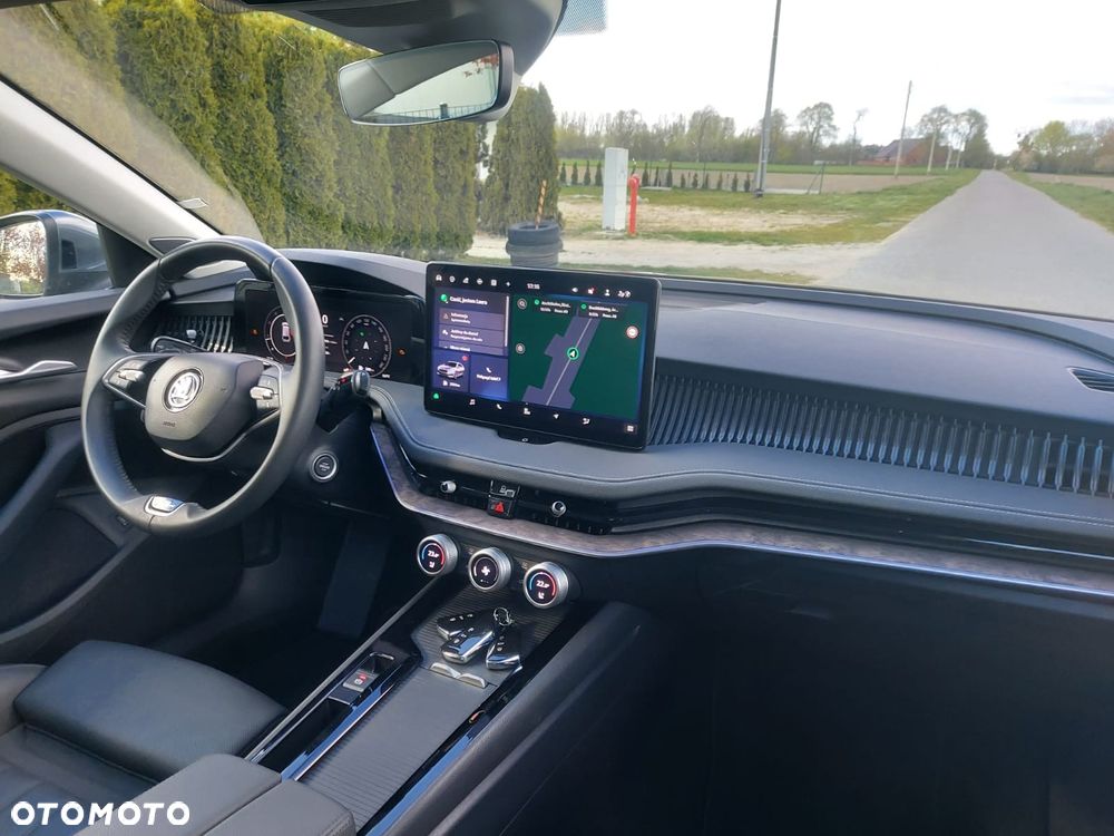 Skoda Superb 2.0 TDI 4x4 DSG L&K - 17