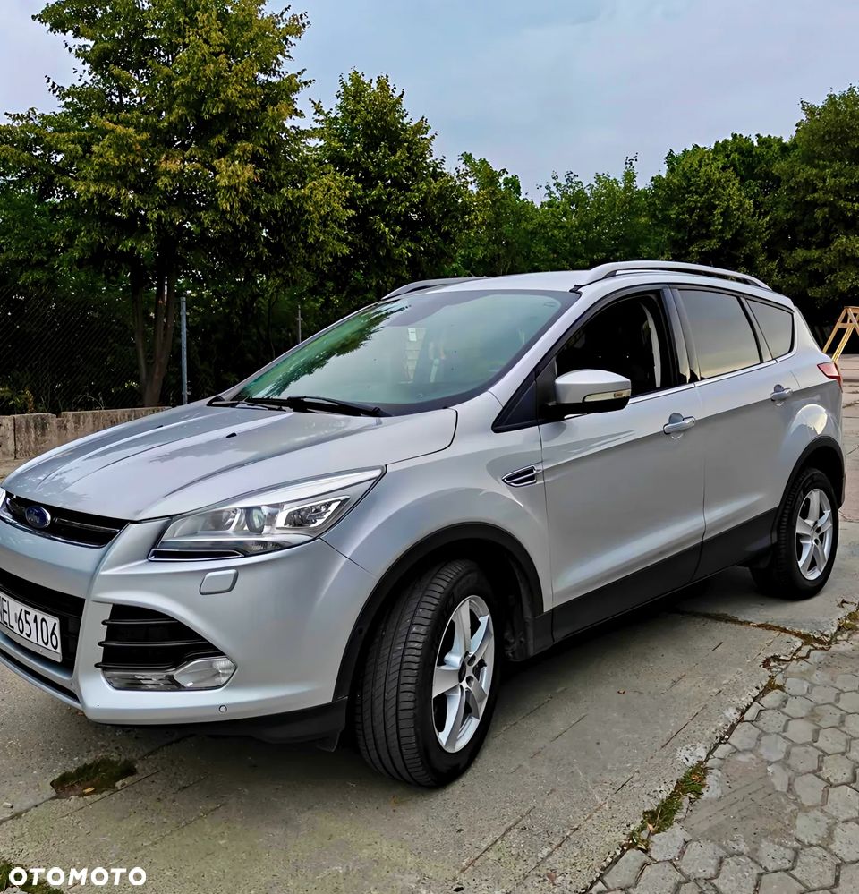 Ford Kuga - 1