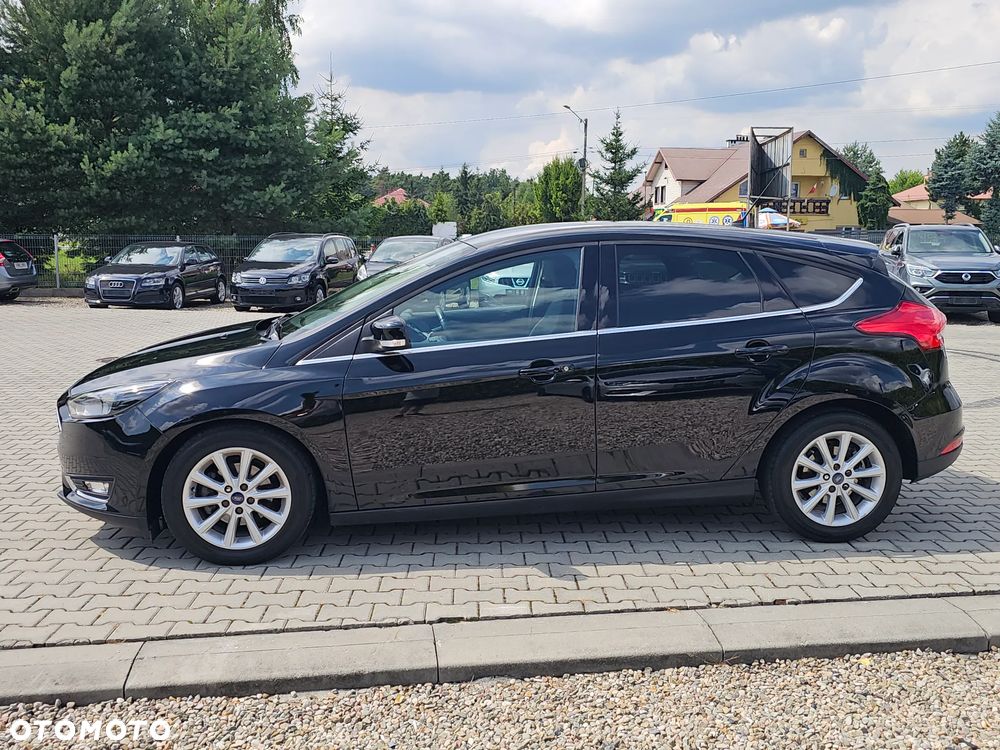 Ford Focus 1.5 EcoBlue Start-Stopp-System TITANIUM - 4