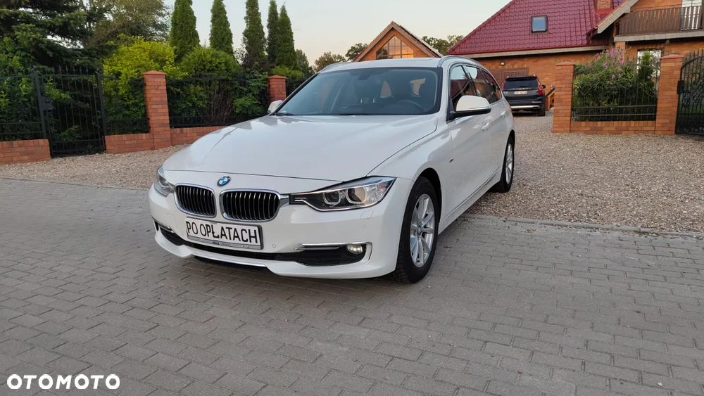 BMW Seria 3 318d Touring Sport Line - 25