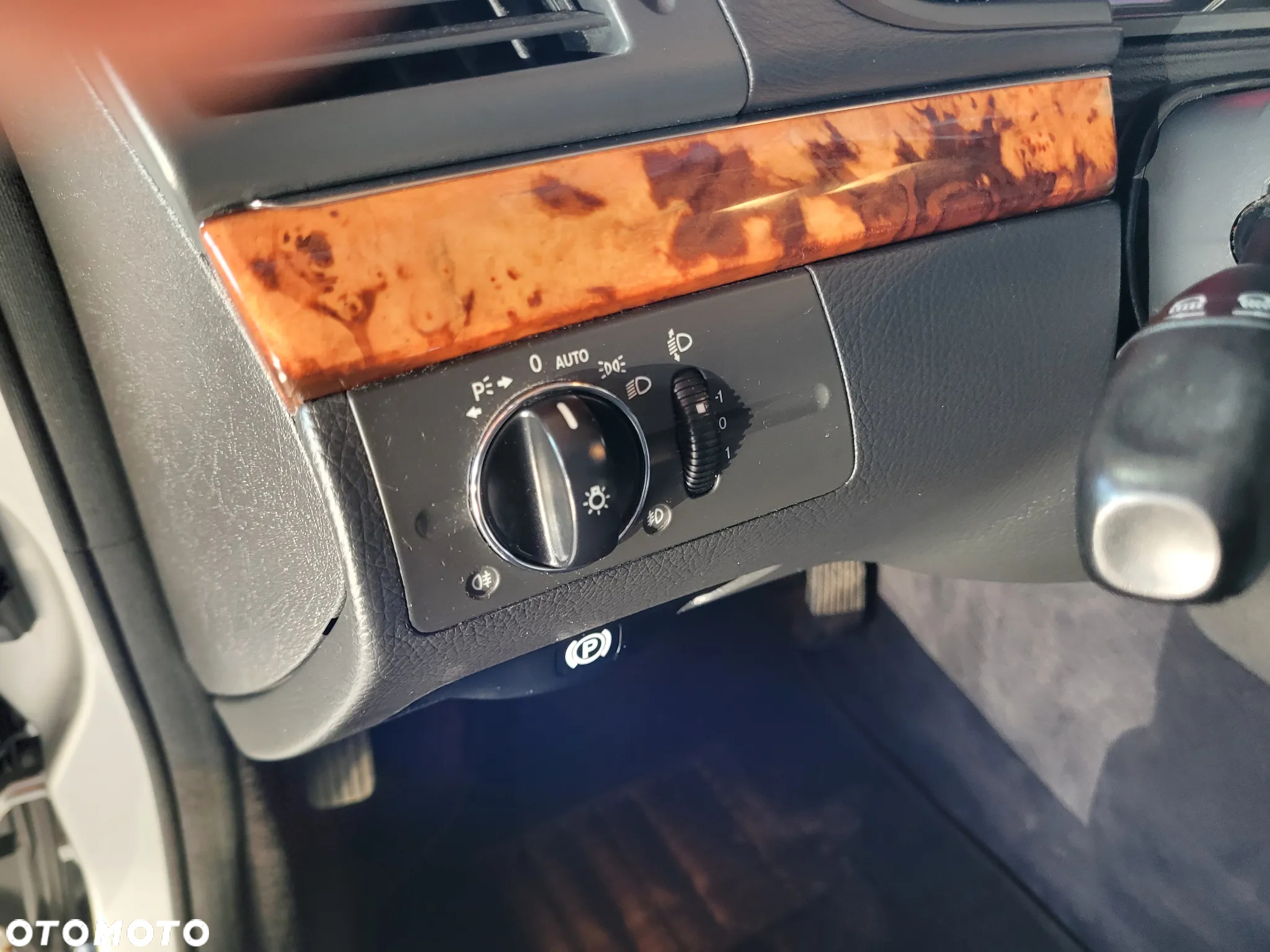 Mercedes-Benz Klasa E 200 T Kompressor Automatik Elegance - 19