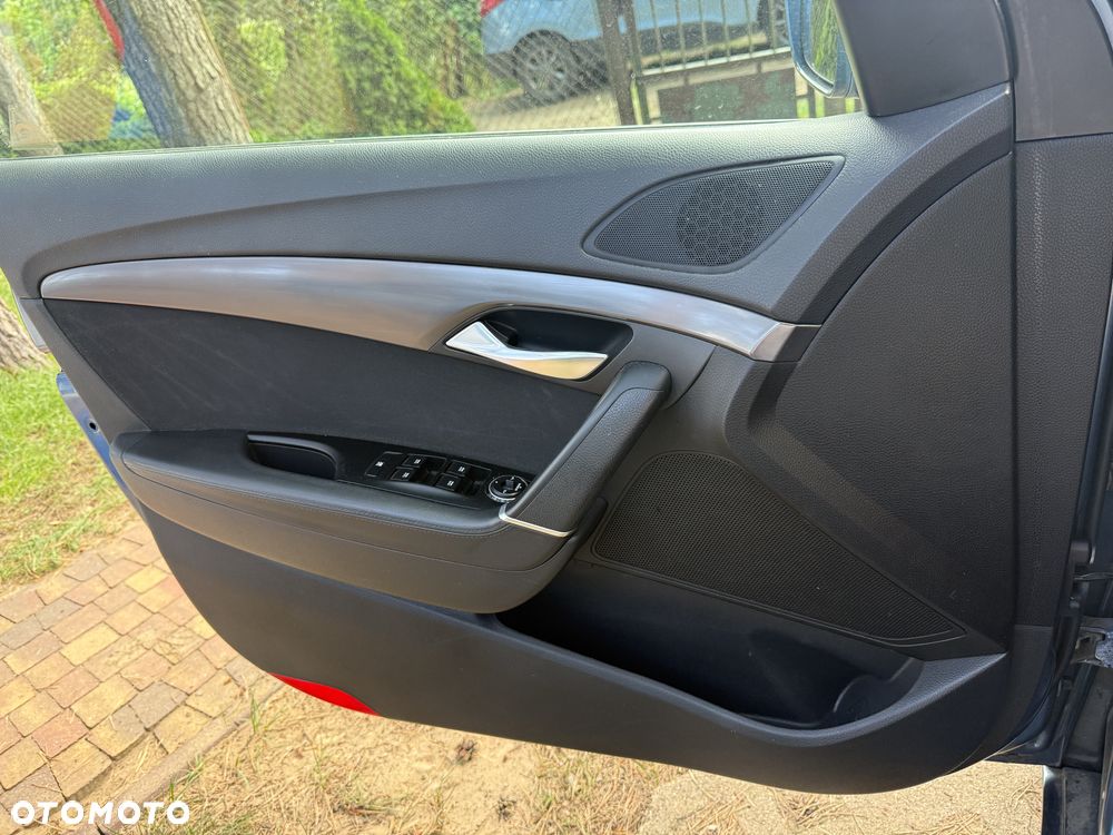 Hyundai i40 1.6 GDI Comfort + - 19