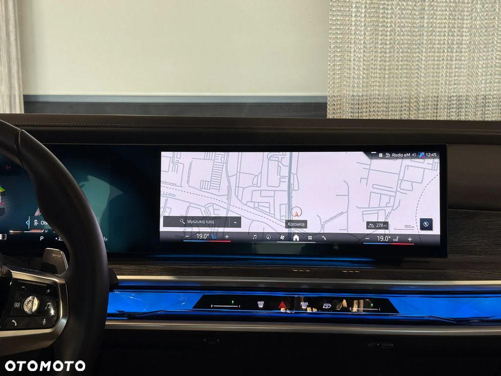 BMW Seria 7 740d xDrive mHEV sport - 13