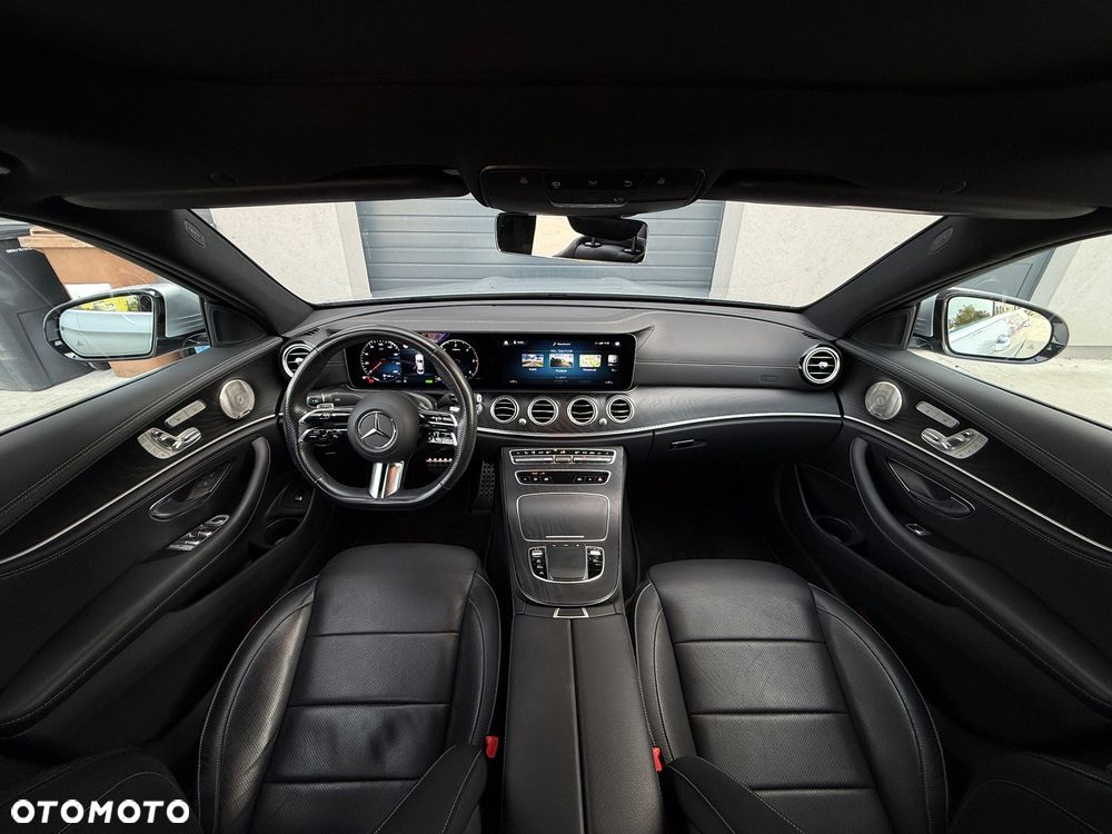 Mercedes-Benz Klasa E 220 d 4-Matic AMG - 35