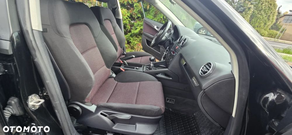 Audi A3 Sportback 2.0 TDI DPF Quattro Attraction - 31