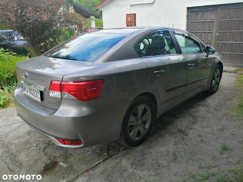 Toyota Avensis 1.8 Prestige - 9
