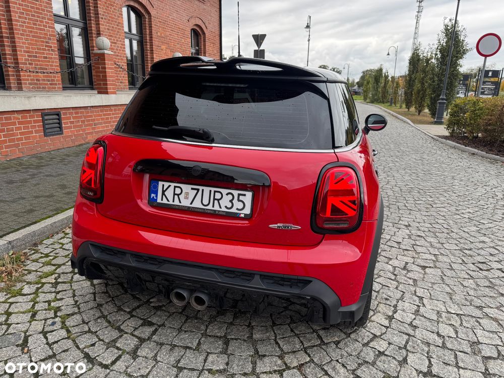 MINI John Cooper Works - 10