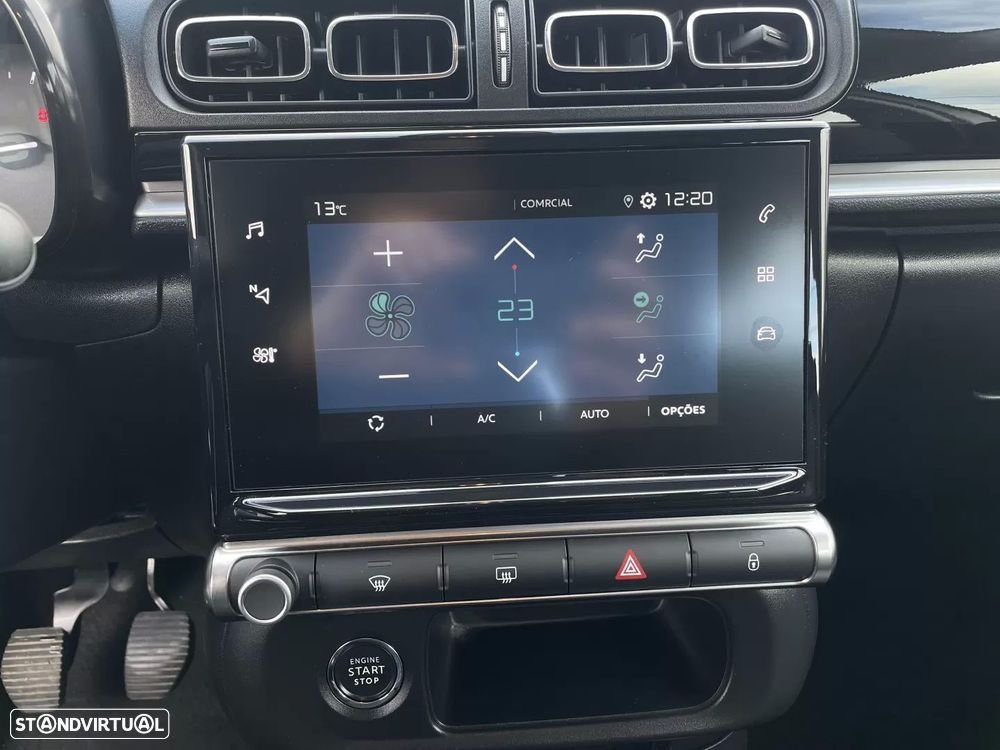 Citroën C3 1.2 PureTech Shine - 29