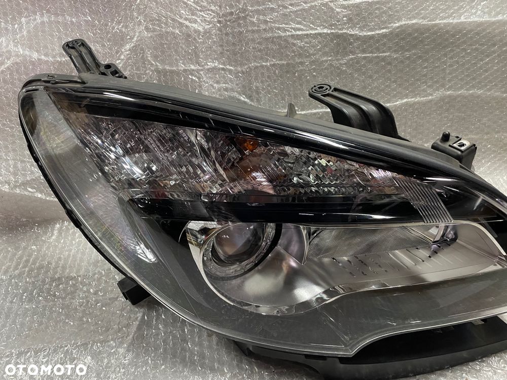 LAMPA PRZÓD PRAWA XENON OPEL MOKKA A 95386946 - 7