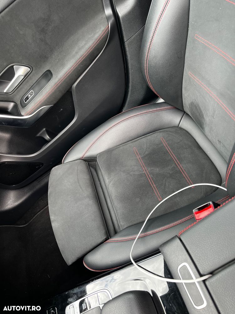 Mercedes-Benz A - 16