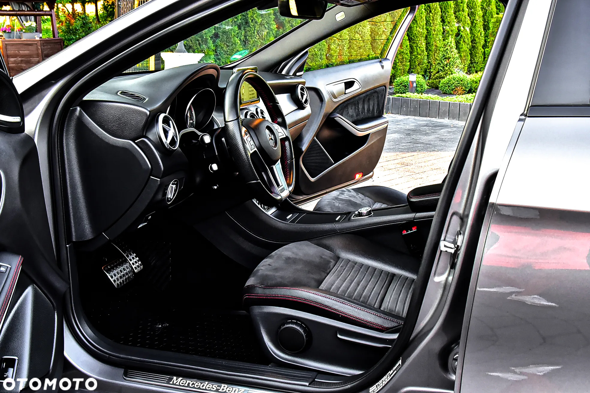 Mercedes-Benz GLA 250 4Matic 7G-DCT AMG Line - 16