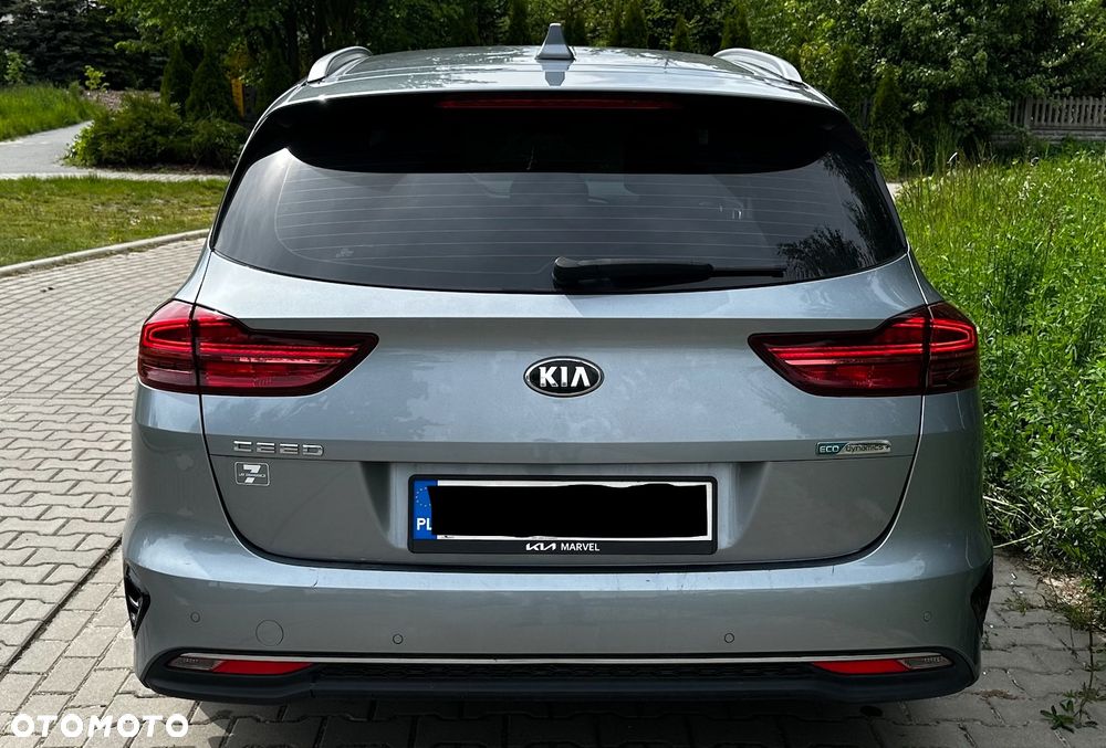 Kia Ceed - 7