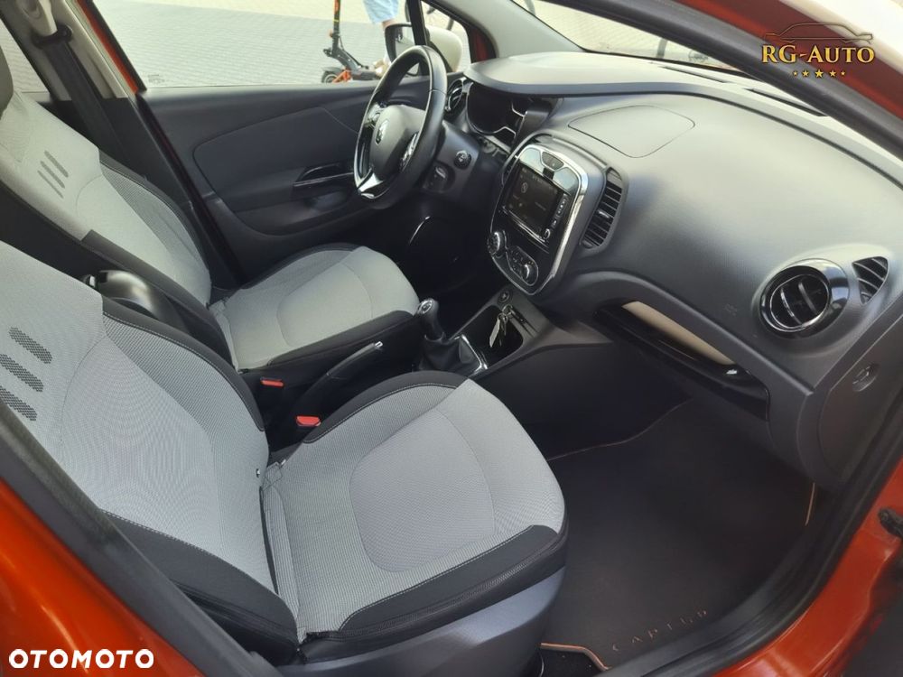Renault Captur - 25