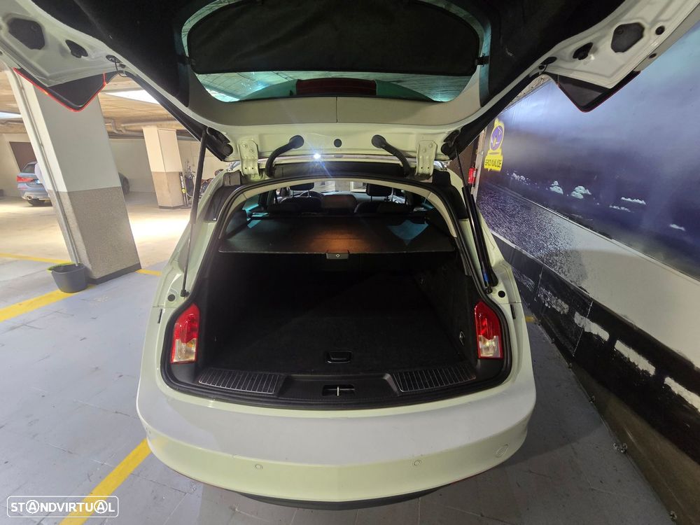 Opel Insignia Sports Tourer 1.6 CDTi Executive S/S - 6