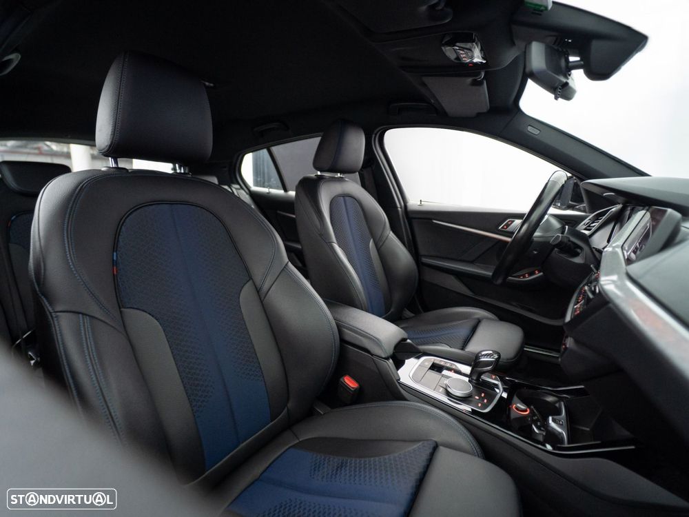 BMW 118 i Pack Desportivo M Auto - 41