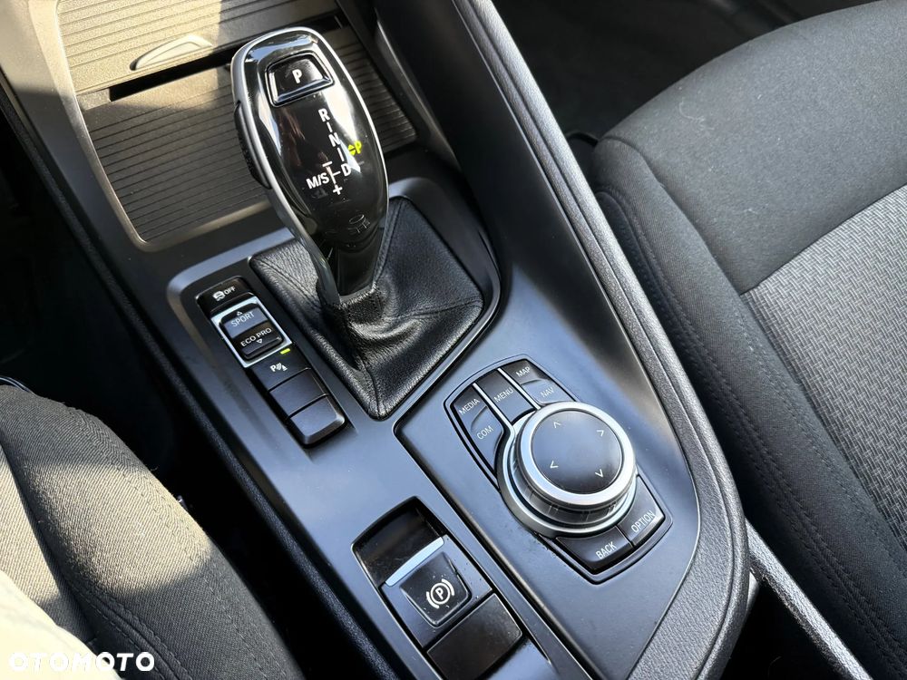 BMW X1 sDrive18d Advantage sport - 12