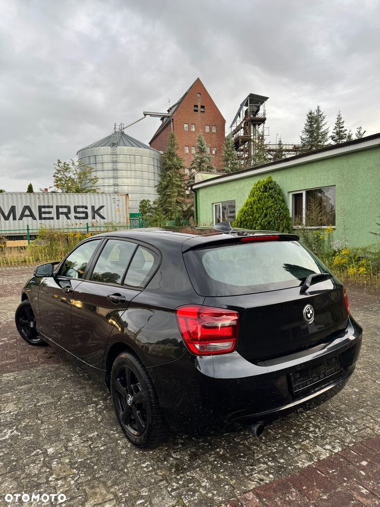 BMW Seria 1 116i - 3