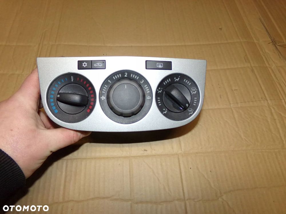 panel klimatyzacji 5e094010 corsa d - 1