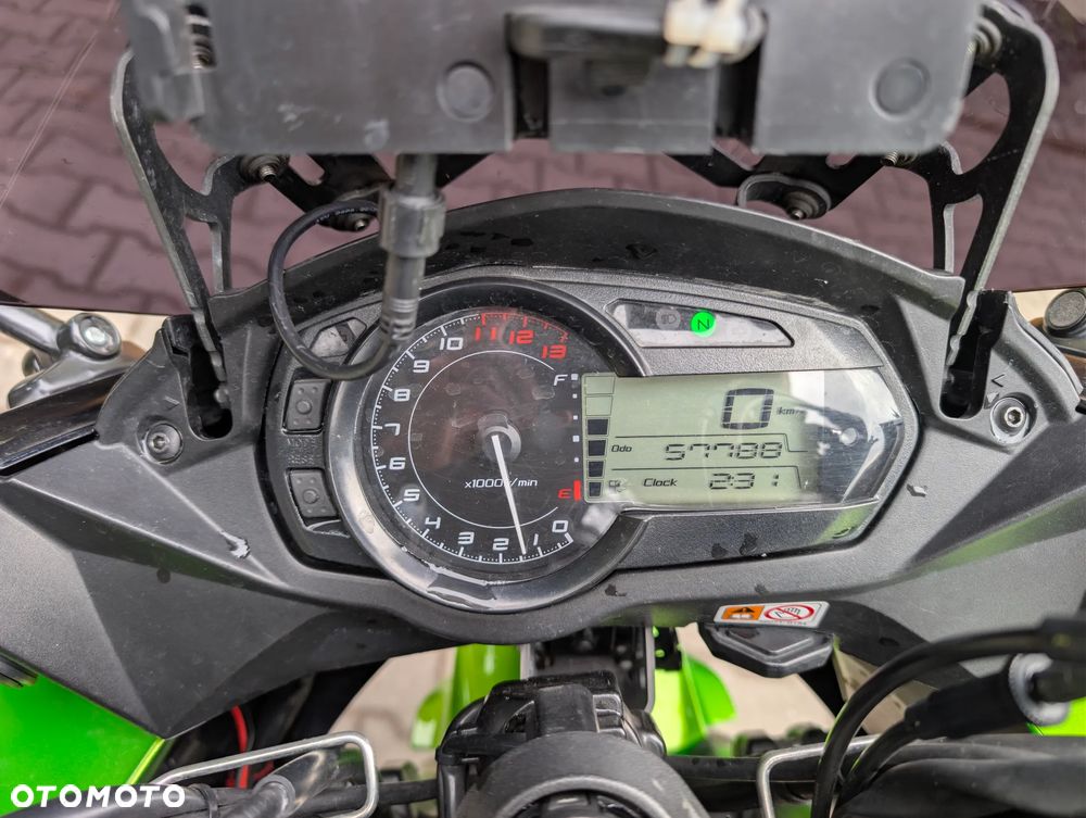 Kawasaki Ninja 1000 SX - 14