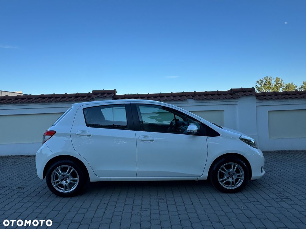 Toyota Yaris - 14