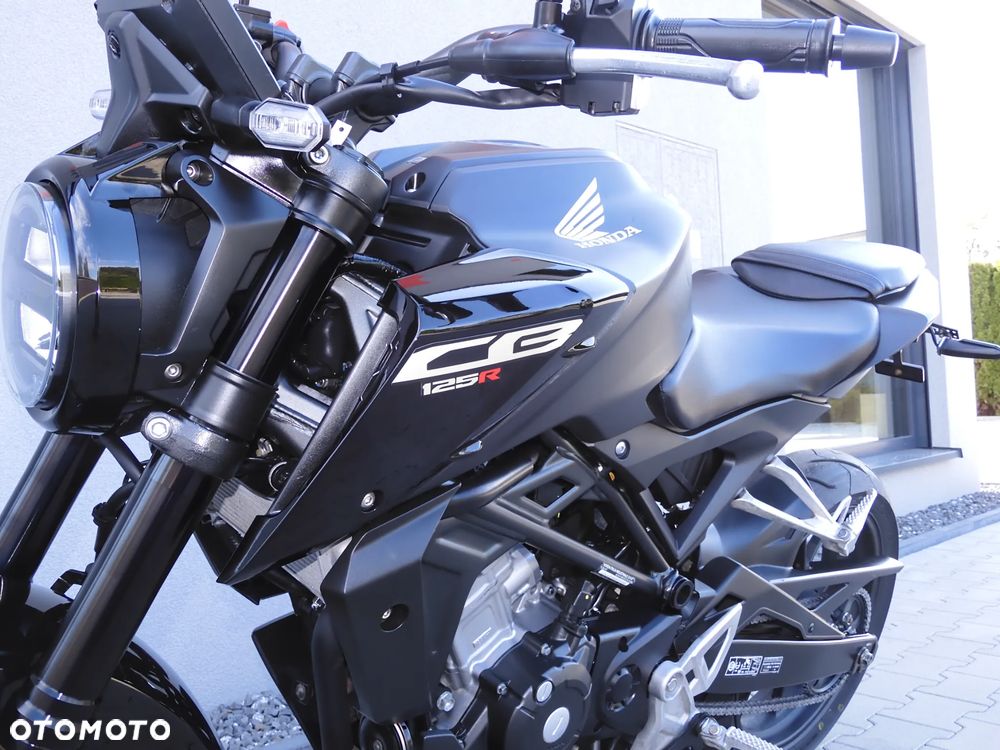 Honda CB - 25