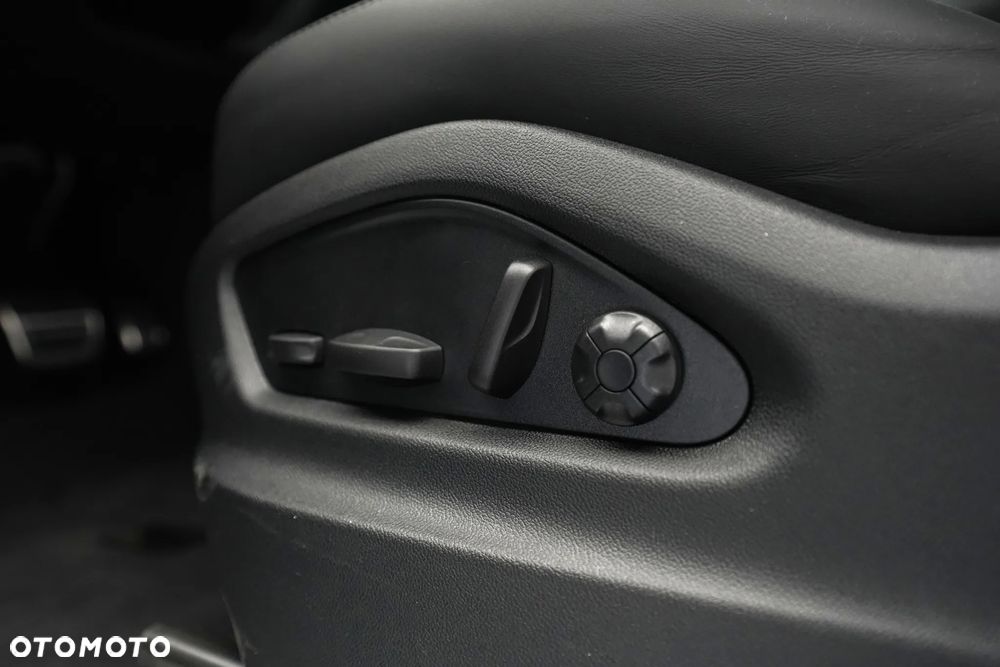 Porsche Cayenne Standard - 16