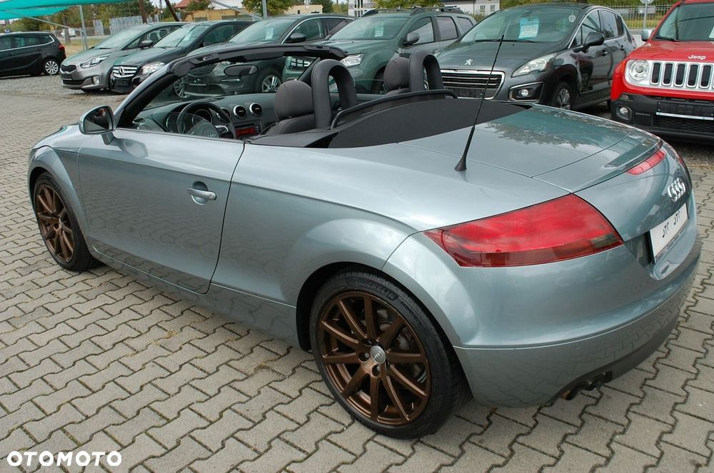 Audi TT Roadster - 25