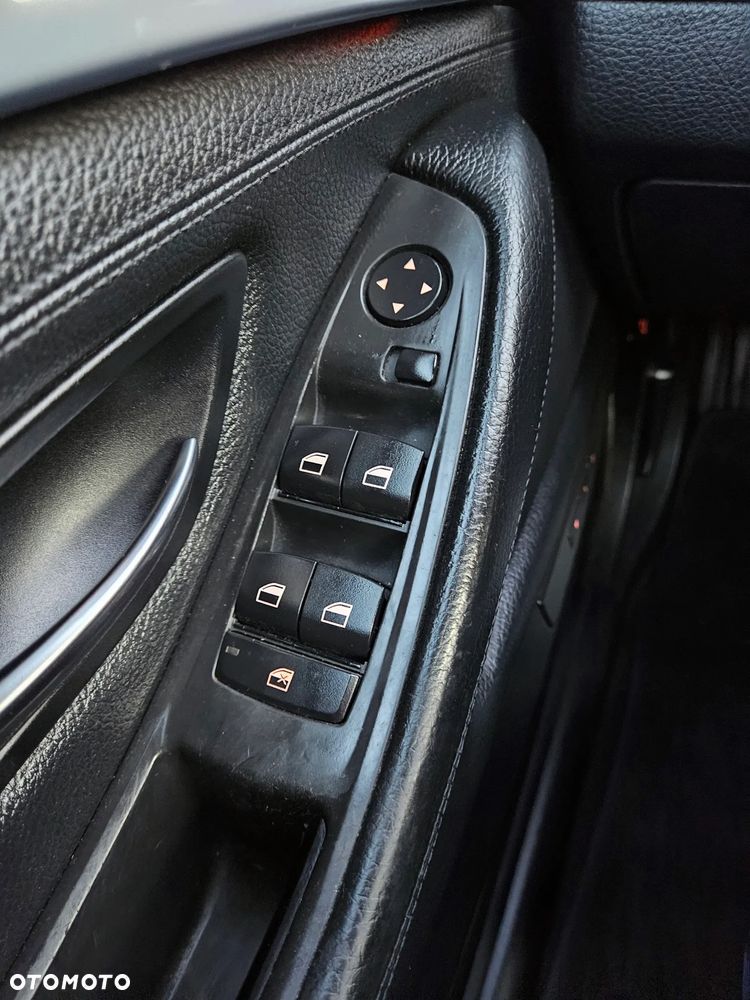 BMW Seria 5 520d - 21