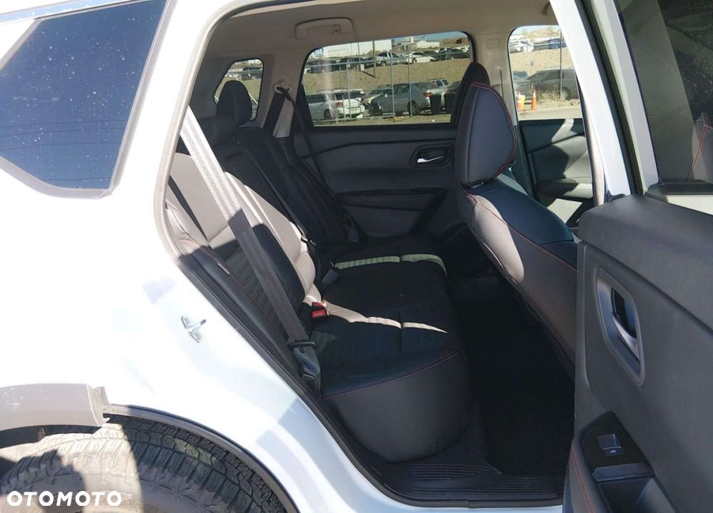 Nissan X-Trail - 11