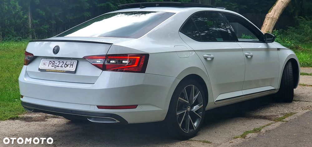 Skoda Superb 1.4 TSI ACT Sportline - 18