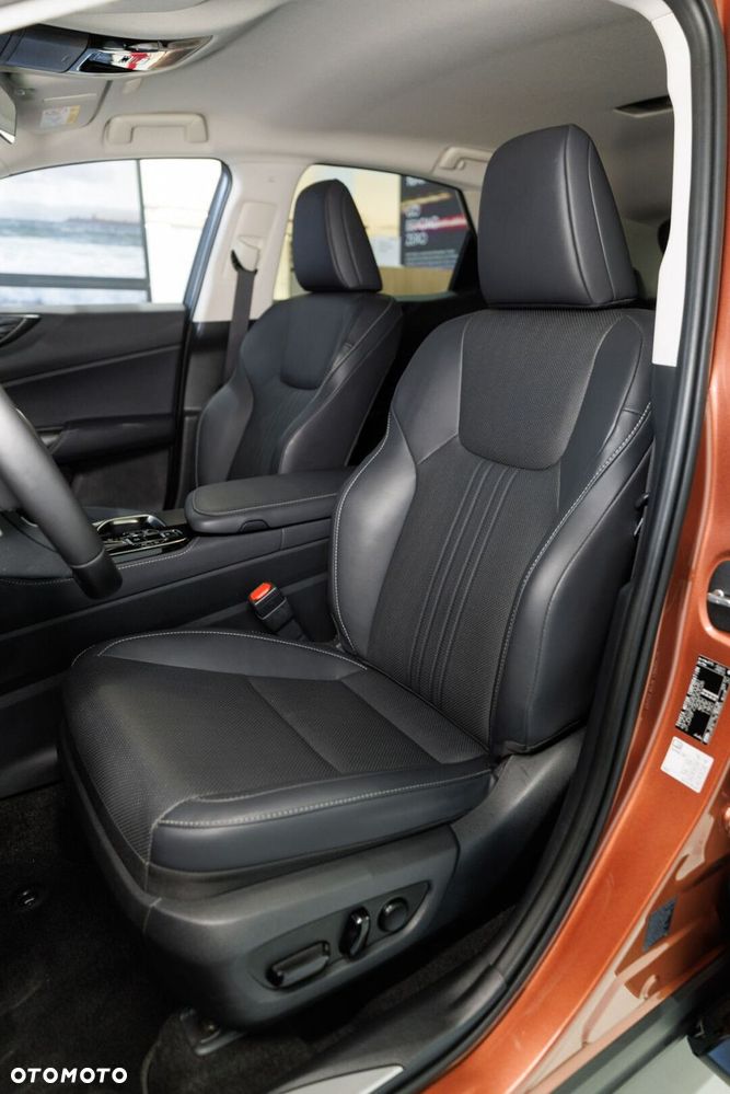 Lexus NX - 7