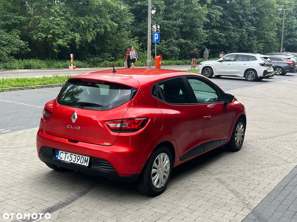 Renault Clio 1.2 16V Alize - 11