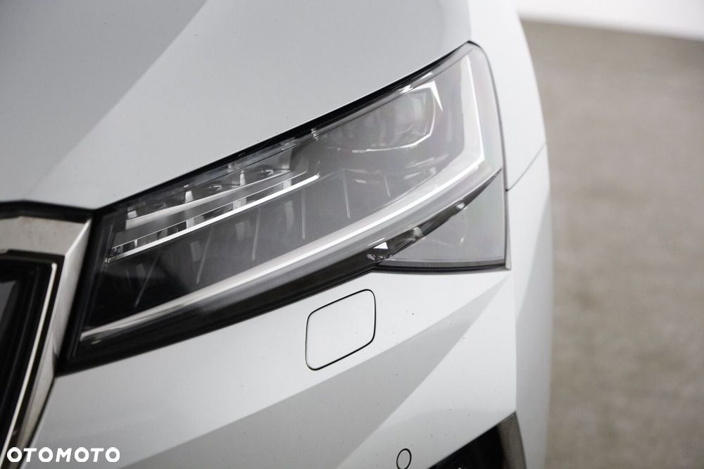Skoda Superb - 27