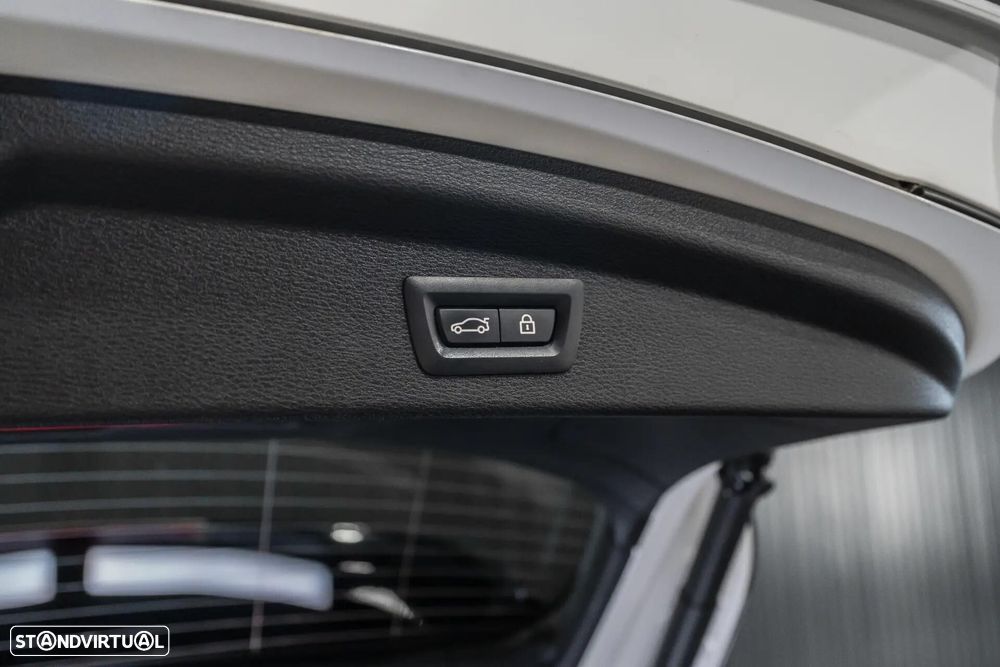 BMW X2 18 i sDrive Auto Pack M - 50