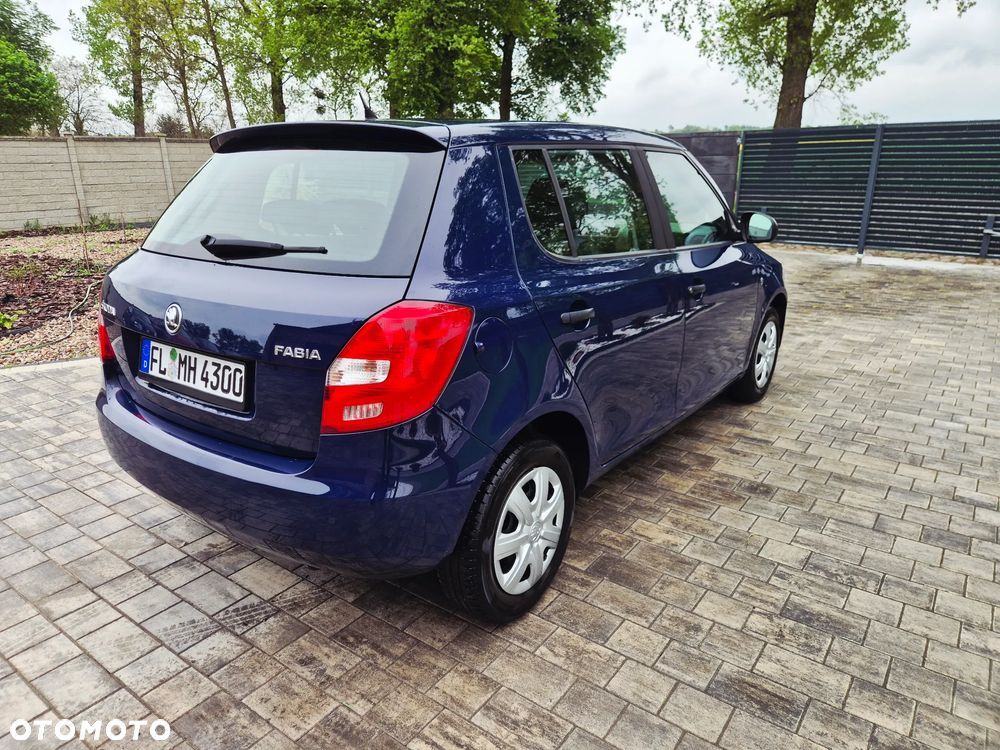 Skoda Fabia - 4