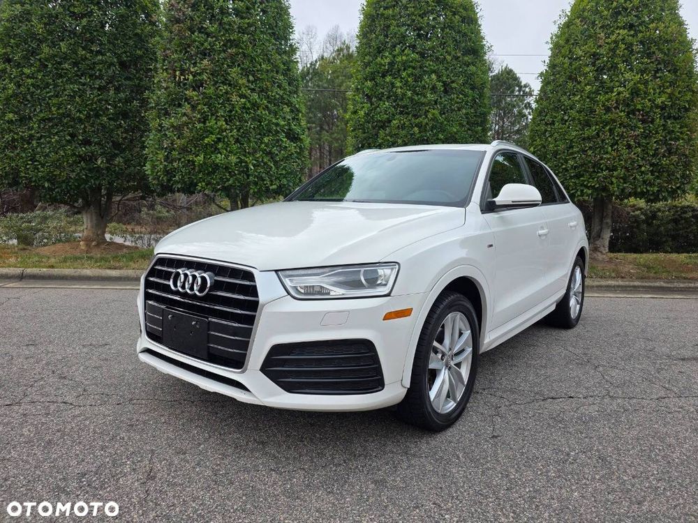 Audi Q3 2.0 TFSI Quattro S tronic sport - 2