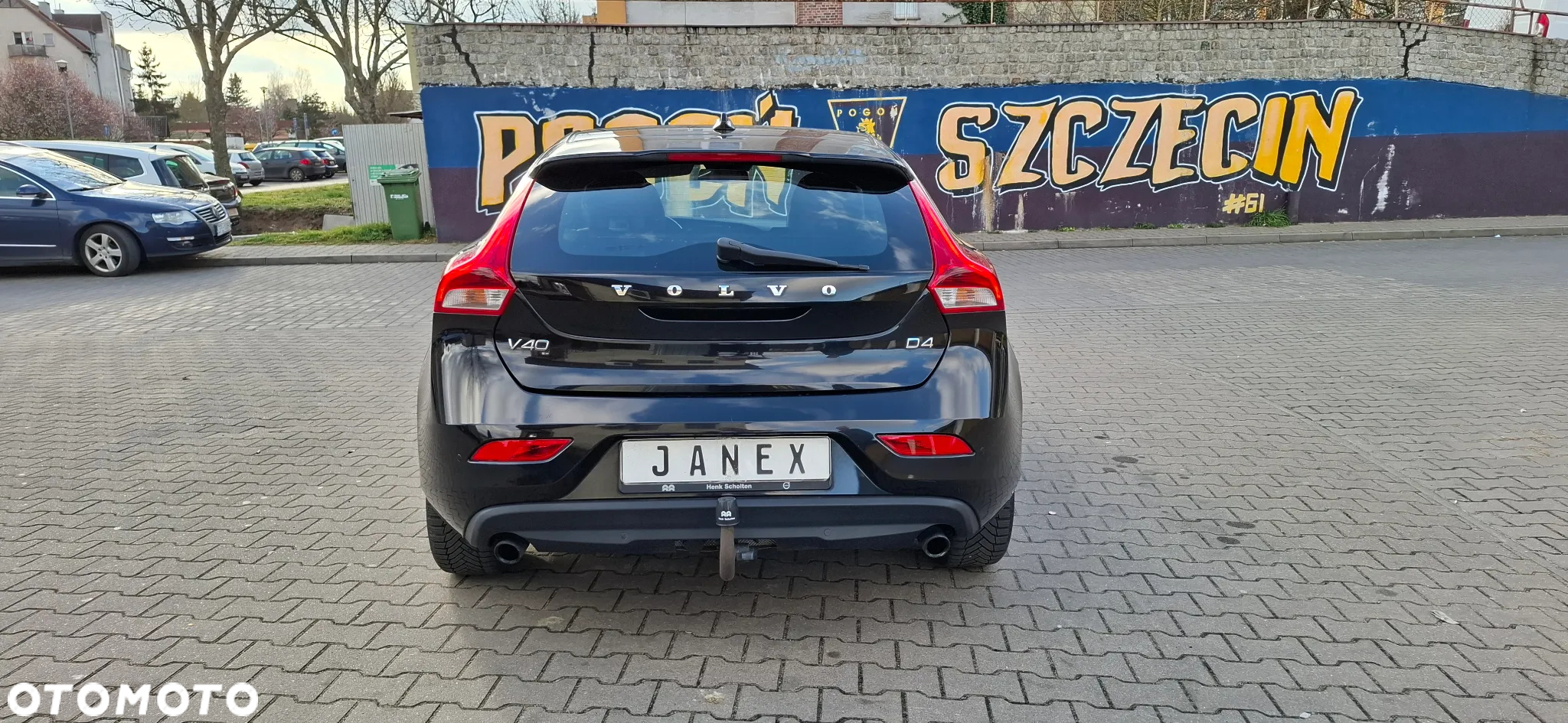 Volvo V40 D4 Drive-E R-Design Summum - 7