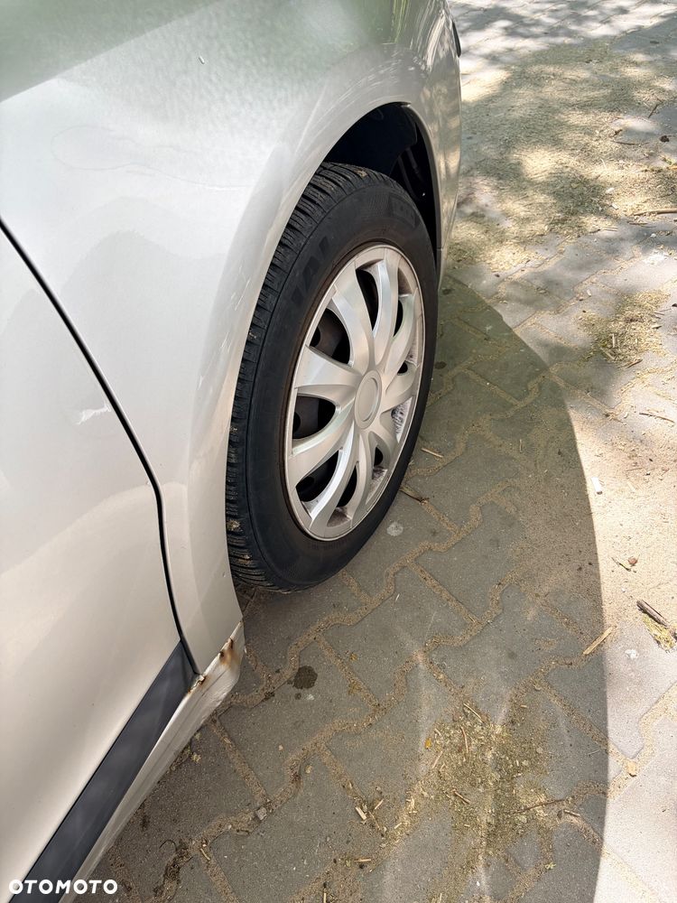 Citroën C4 1.6 HDi SX - 6