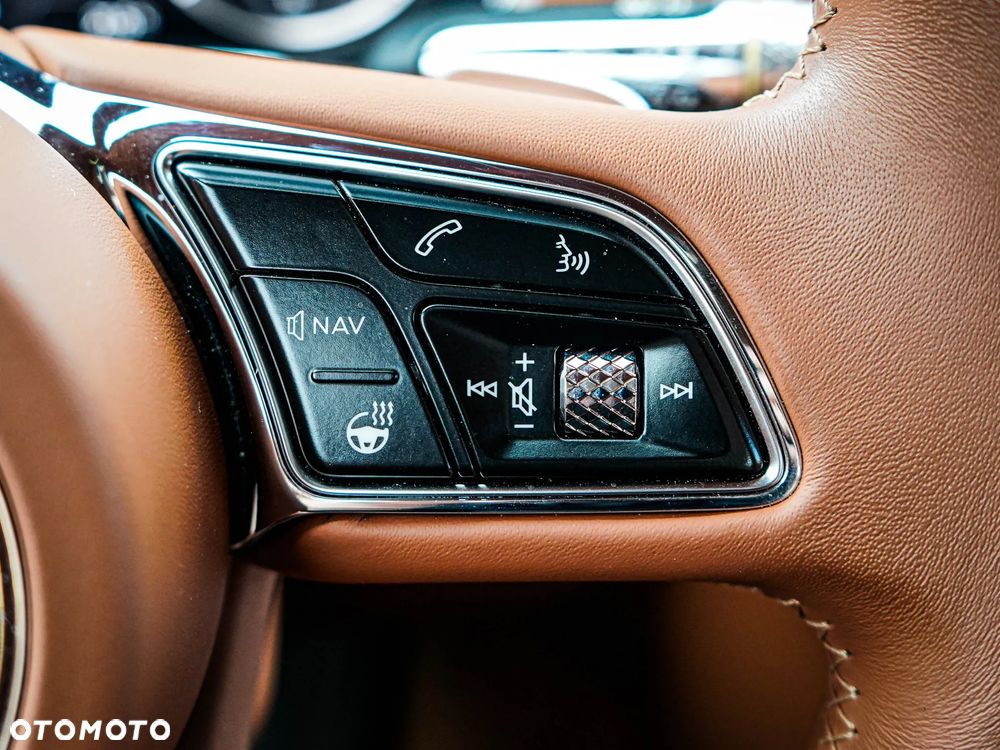 Bentley Continental GT V8 S - 17