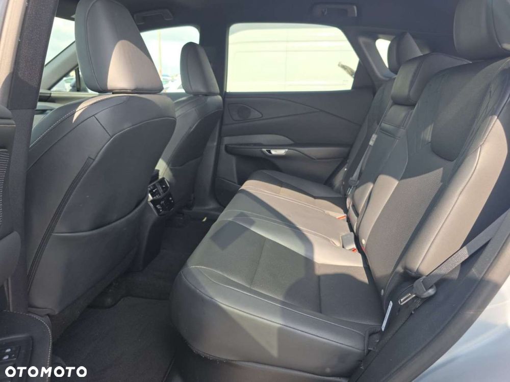 Lexus RX - 16