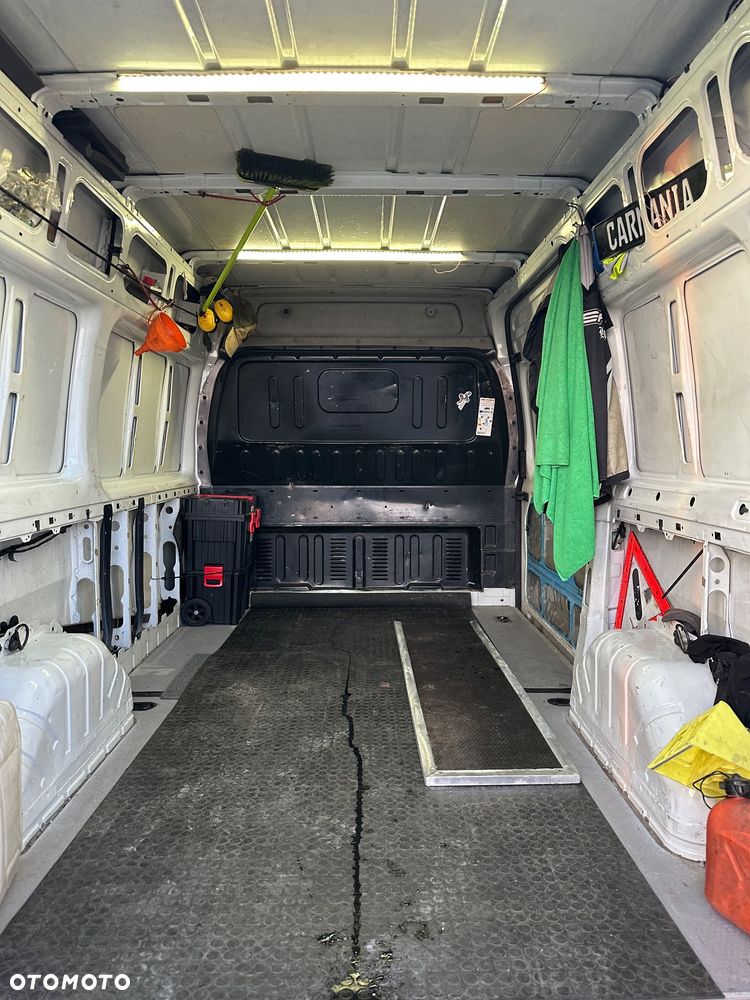 Ford Transit 280M Trend - 11