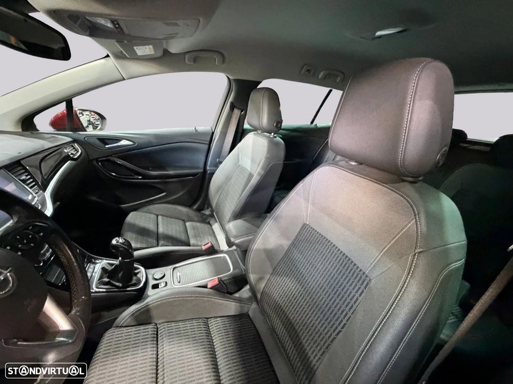 Opel Astra Sports Tourer 1.5 D S&S Ultimate - 12