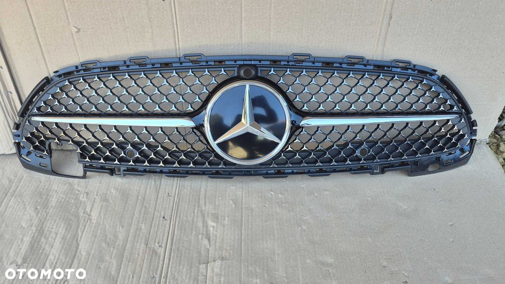 Atrapa chłodnic GRILL Mercedes C Klasa W206 21- AMG LINE KAMERA A206 - 2