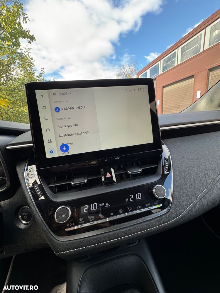 Toyota Corolla TS 1.8 HSD Dynamic - 15