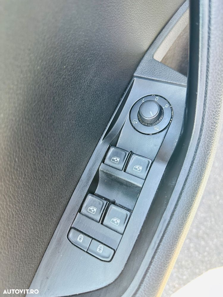 Skoda Superb 1.6 TDI DSG Ambition - 9
