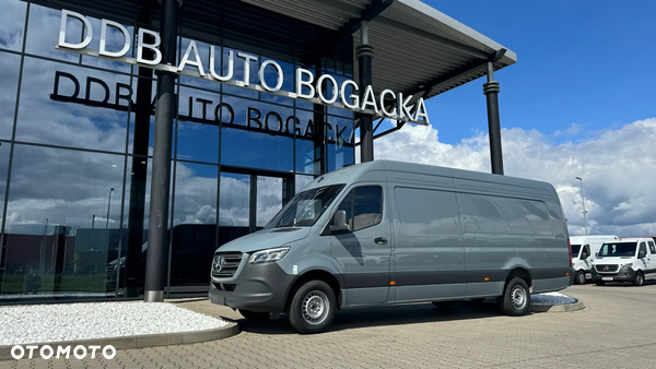 Mercedes-Benz SPRINTER 319 FURGON EKSTRA DŁUGI