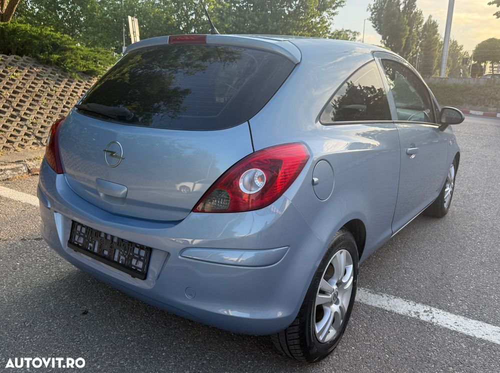 Opel Corsa 1.2 16V Color Edition - 3