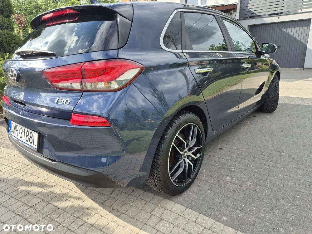 Hyundai i30 1.4 T-GDI Premiere Luxury - 27