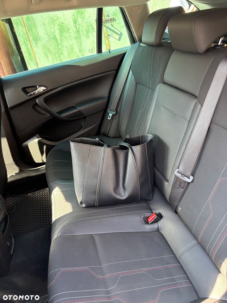 Opel Insignia 2.0 CDTI Sport - 18